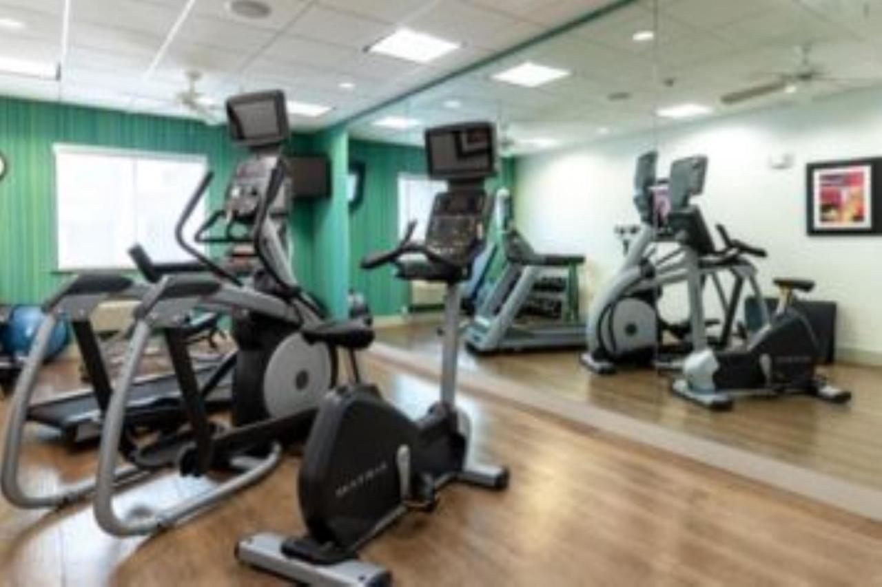 Holiday Inn Express & Suites Houston South - Near Pearland By Ihg Ngoại thất bức ảnh