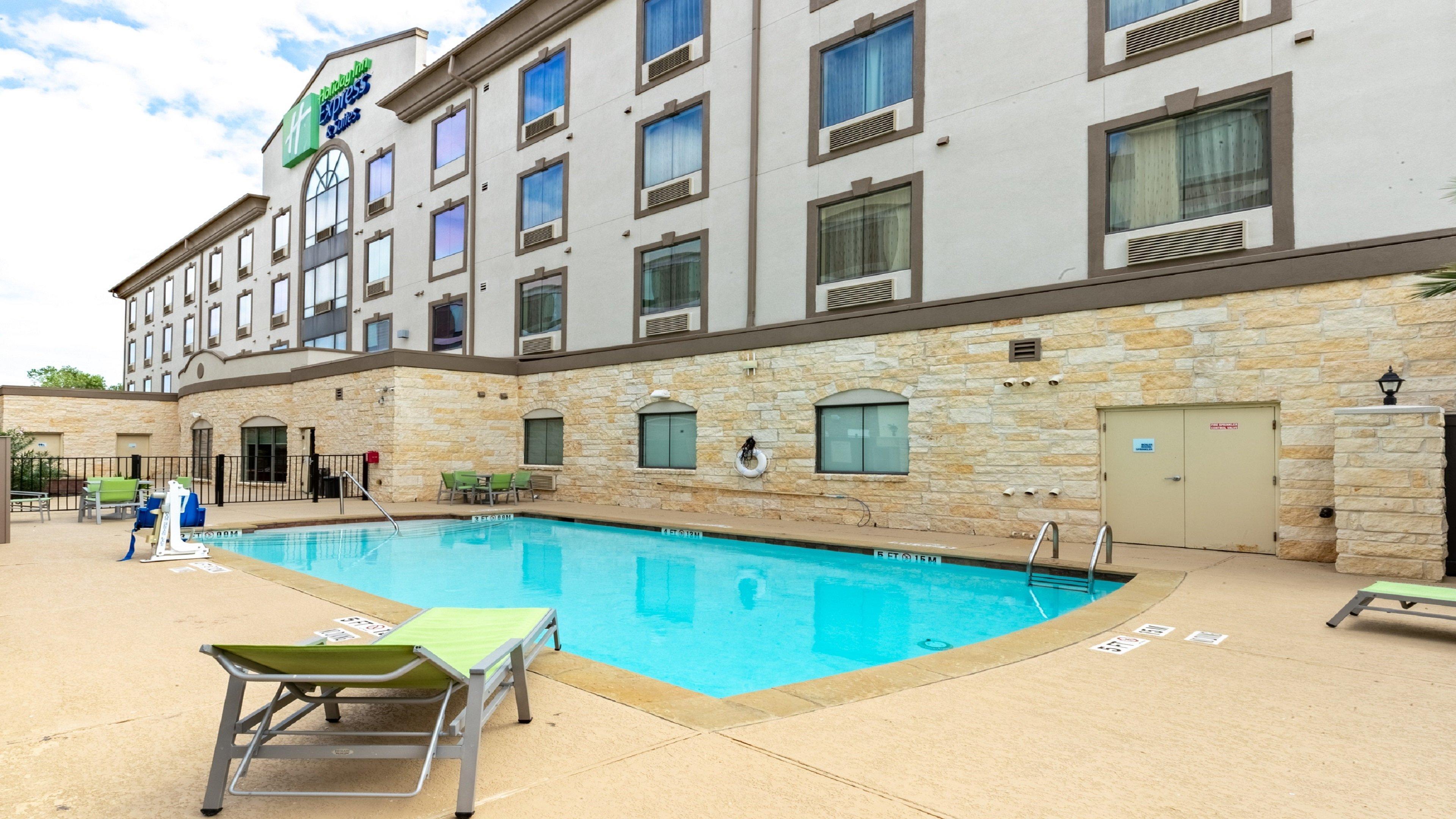 Holiday Inn Express & Suites Houston South - Near Pearland By Ihg Ngoại thất bức ảnh